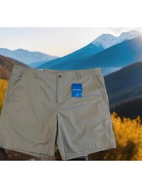 $40 Columbia Pine Canyon Weekend 8” Shorts Mens Size 42 Gray Lightweight Hiking